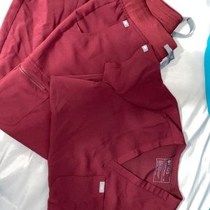 Figs scrub set burgundy